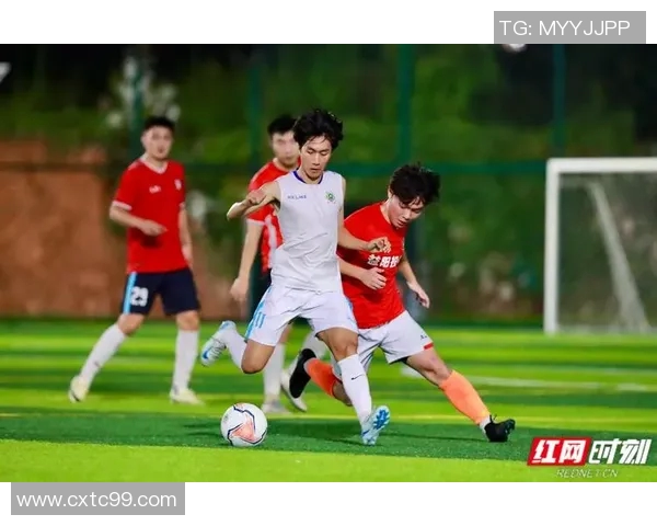 足球明星超帅视频大集合看他们如何在场上展现魅力与风采